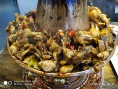 炭火蛙王-老佛爷蛙锅•鲜蛙煲(麦凯乐店)