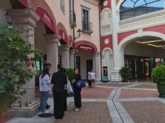 -佛罗伦萨小镇广佛名品奥特莱斯(疏港路店)