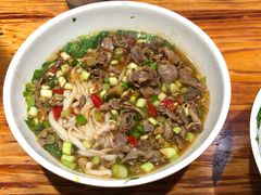 酸辣鸡杂粉-肆姐面粉馆(坡子街店)