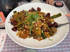 麻辣香锅-拿渡·水煮鱼麻辣香锅(王府井奥莱·香江小镇店)