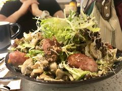 烤肉肠杂菌沙拉-BE BRIGHT KITCHEN(正佳广场店)