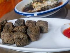 -芦茨金富饭庄·25年老字号·专做稻草鸡