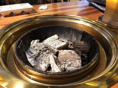 烤肉用的碳-万兴佳烤肉·长白山老味道(宏泰广场店)
