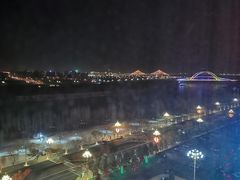 -乌兰湖畔草坪轻奢营地