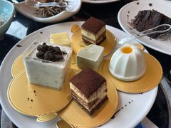 -淡尾·海鲜自助概念餐厅(虹桥南丰城店)