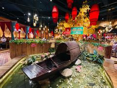 大堂-老滇山寨•云南特色菜•地方菜•民族风情歌舞表演(金碧店)