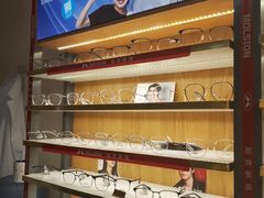 -优医视平价眼镜蔡司依视路折扣工厂店(十里堡店)