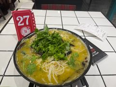 -肥汁米蘭香港米线(长宁来福士店)