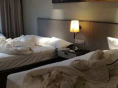 -蓉逸精选酒店(成都蜀汉路东地铁站店)