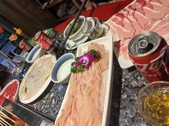 -二荆条·蜀鲜汇城市森林火锅