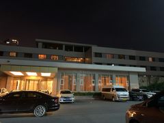 -南京双门楼宾馆(盐仓桥地铁站阅江楼店)