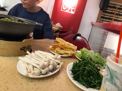 炸支竹-芳村榕树头叹佬鸡煲(体育西店)