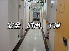 -猫库迷你自助仓储寄存仓库(丽泽桥店)