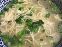 -东大桥小国抻面烧烤(长通路店)