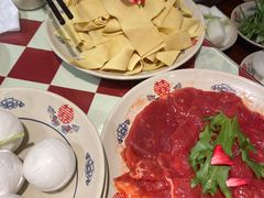 -赵美丽重庆火锅(西安直营总店)