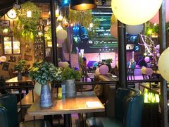-临界音乐酒馆·小龙虾·江湖菜(华熙LIVE·鱼洞店)