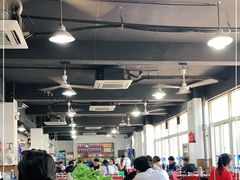 大堂-皖北巫氏三胖地锅鸡(长淮总店)