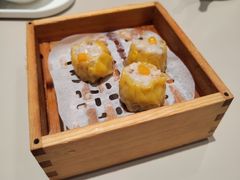 咸蛋黄鲜虾烧麦-蔡澜点心·粤菜(万菱汇店)