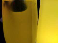 -樱花里音乐餐吧·牛扒椰子鸡(东圃店)