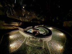 -海口观澜湖火山温泉谷