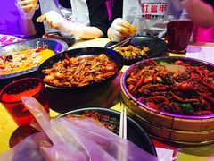 -红盔侠小龙虾(海宁银泰店)