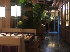 大堂-大头椰·椰子鸡火锅(南宁万象城店)