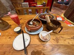 -老滇山寨•云南特色菜•地方菜•民族风情歌舞表演(金碧店)