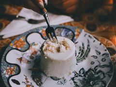 椰子与白巧克力慕斯-前叁門