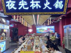 -八一好吃街·高品美食广场