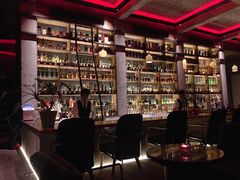 -饮湖威士忌鸡尾酒吧