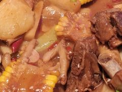 -多嘴肉蟹煲(万达店)