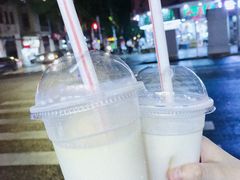 鲜奶红豆菠萝冰雪糕杯-百花传统甜品店(原址店)