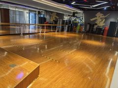 -银吉姆健身(平江万达馆)