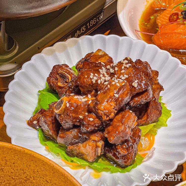 北仑富邦🎡摩天轮下的醉胡桃小馆