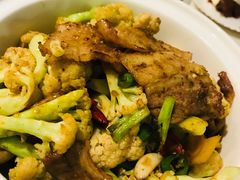 干锅花菜-芳满庭粤菜餐厅(丹阳吾悦店)