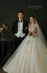 -乐派诗婚纱摄影