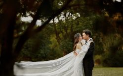 点击看大图 -至臻微拉婚纱摄影