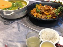 -红辣椒·川菜·火锅(张杨路店)