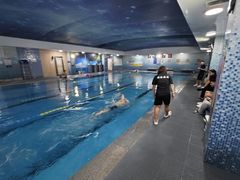 -阳光国际游泳培训基地