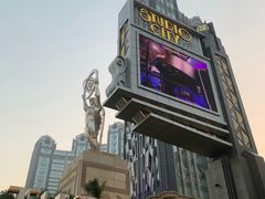 -影汇之星8字形摩天轮