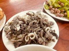 -宝瑞门钉肉饼店