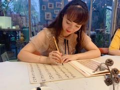 -六出私塾LiuChu•成人美术书法系统课程专业画室(熊婆婆的花园店)