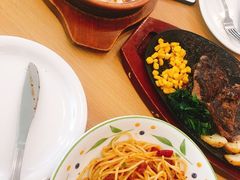 -萨莉亚意式餐厅(东川路店)