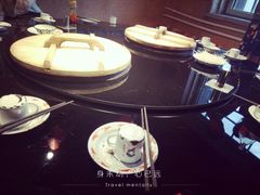 -鱼窝棚柴火铁锅炖(富山屯店)