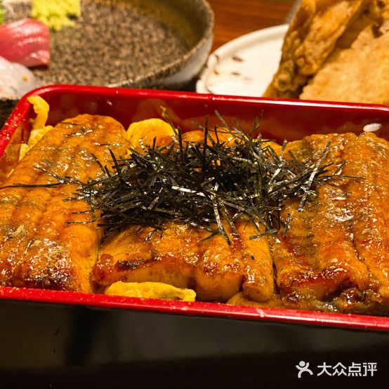 吉乃川寿司(佳音里店)