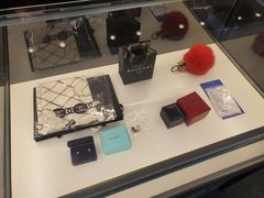 -用真奢侈品名表名包回收中心(朝阳万达店)