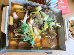 -琥珀老六龙虾(四里河店)