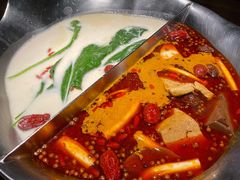 -湊湊火锅·茶憩(杭州湖滨银泰in77店)