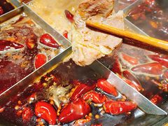 -白乐天毛肚火锅馆(解放碑店)