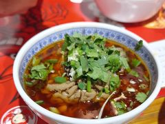 -李双猪·小龙虾·烧烤·羊肉煲(乐山店)